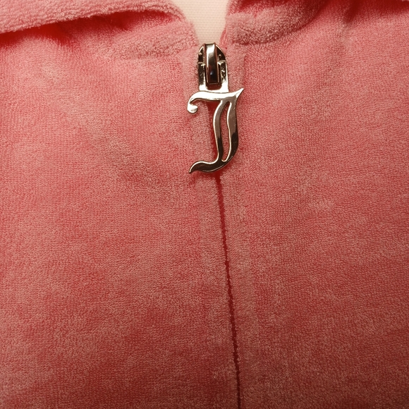 Juicy Couture Pink Velour Hoodie & Shorts Set – Size L (NWOT) - Picture 9 of 16